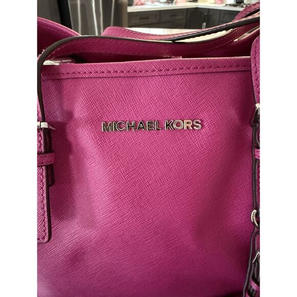 Michael Kors Dark PINK Large Jet Set Tote with Matching Wallet - Picture 12 of 16